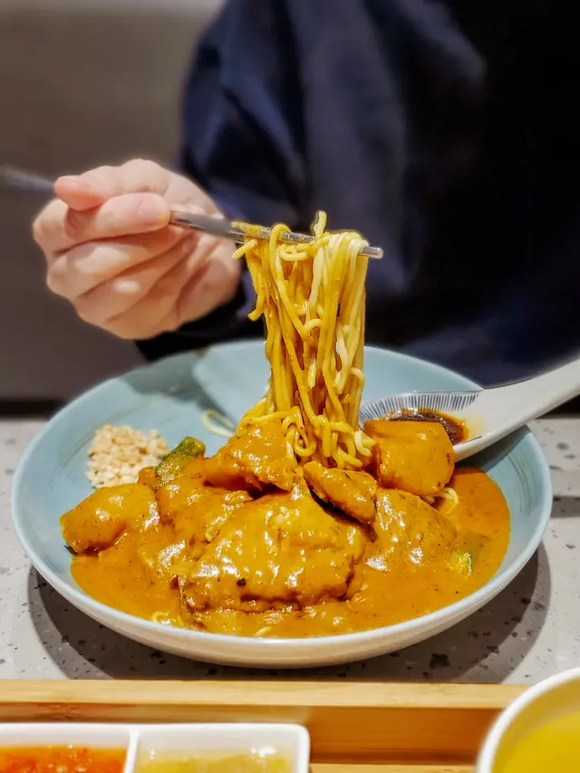 馬來咖哩豬扒撈麵