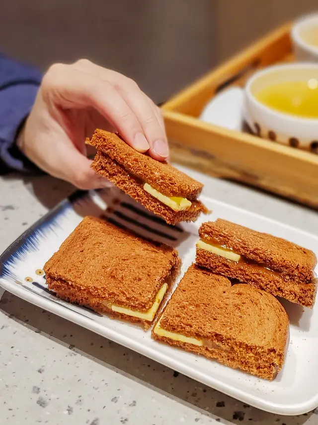 班蘭咖央多士