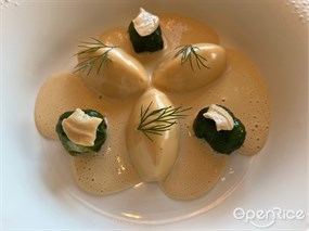 Fish Quenelles with Shellish and Champagne Sauce - 中環的Caprice