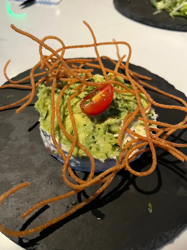 蟹肉牛油果他他