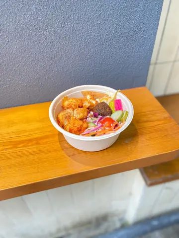 Hummus  Bowl  w  Spicy  Cauliflower