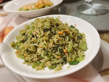 牛油果菜粒炒饭