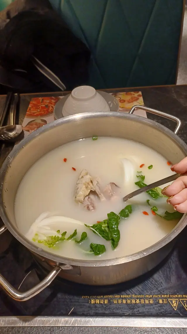 煲滚後要先喝湯, 有杏汁味道, 豬肺白淨衛生