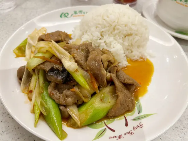 京蔥牛肉飯（抗疫餐）