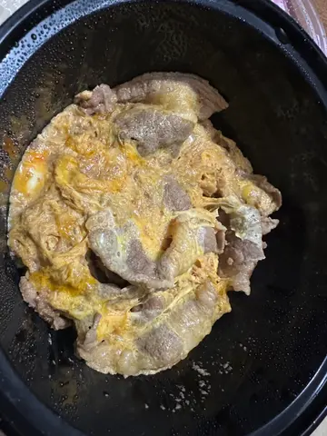 滑蛋牛肉丼
