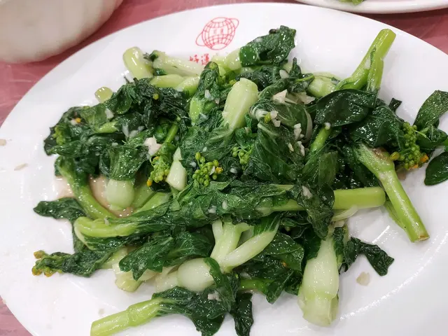 蒜蓉炒白菜仔