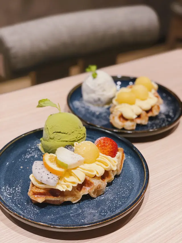 綜合水果牛角窩夫