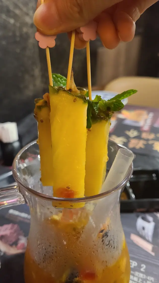 牛匠彩虹水果茶