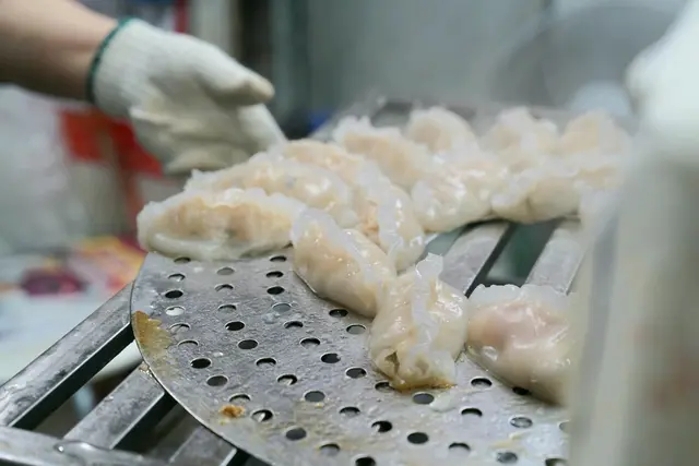 23元4個,所以寫6元一個