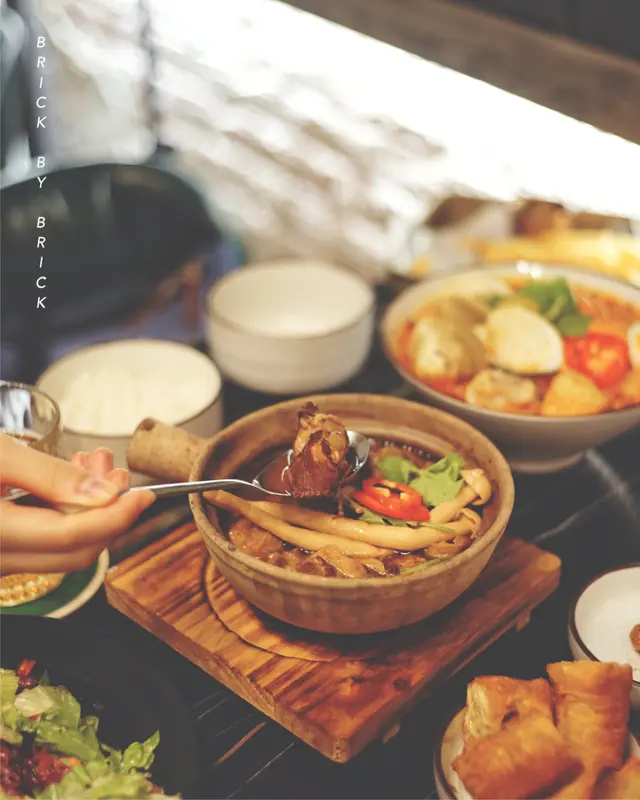 火熱馬拉砂煲肉骨茶