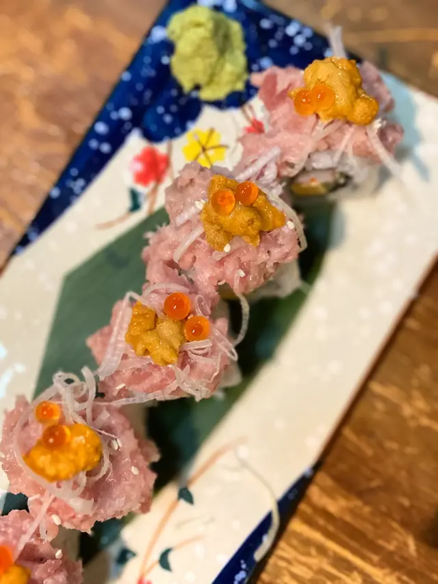 🍽吞拿魚腩海膽卷（6件）