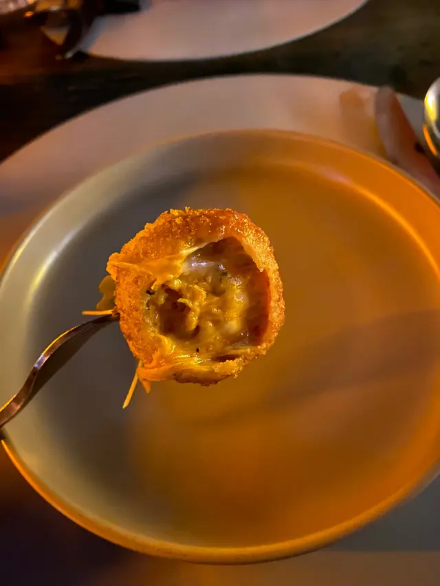 Corn  Cheese  Croquette玉米芝士炸丸子