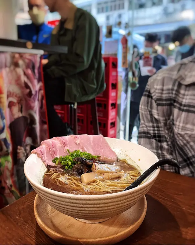 慢煮叉燒魚介拉麵