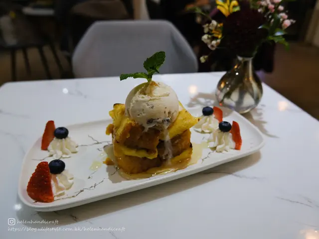 法式多士配生果伴雪糕