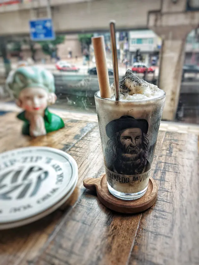 豆漿加豆腐加豆腐雪糕加芝麻沙冰