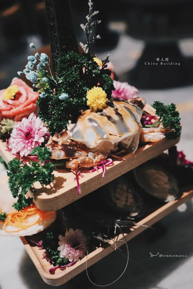 以中環「華人行」命名的「華人塔」