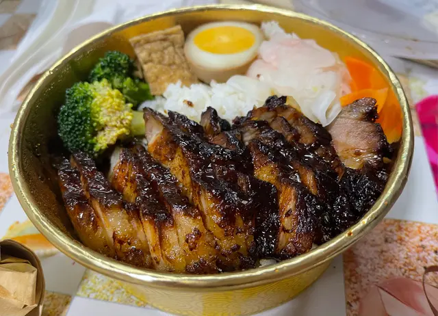 黑金剛豚肉飯