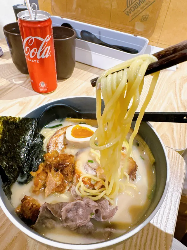 初見·特上豚骨湯拉麵