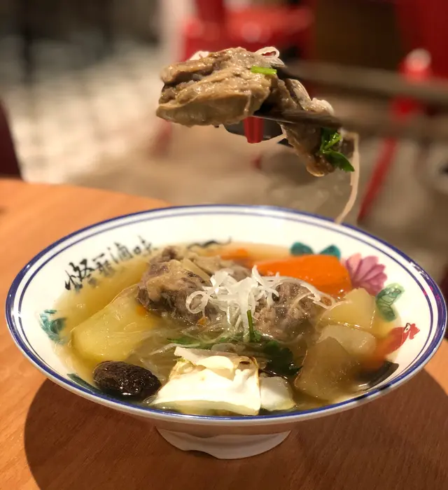 蔗香台式牛肋條湯冬粉