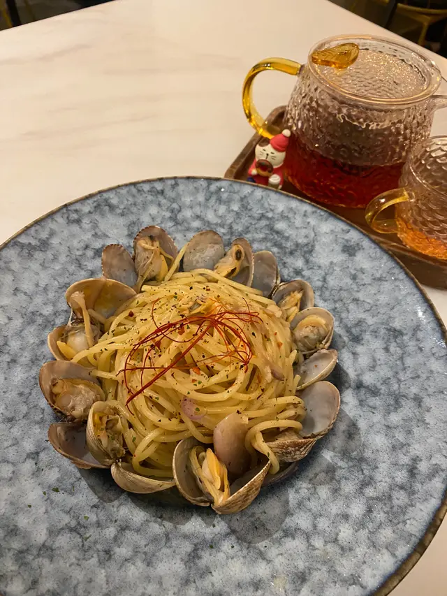 蒜油花椒蜆肉意大利麵