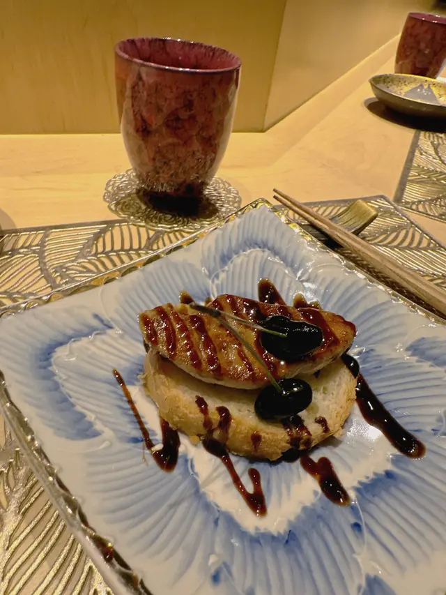 法國鵝肝配自家製黑醋