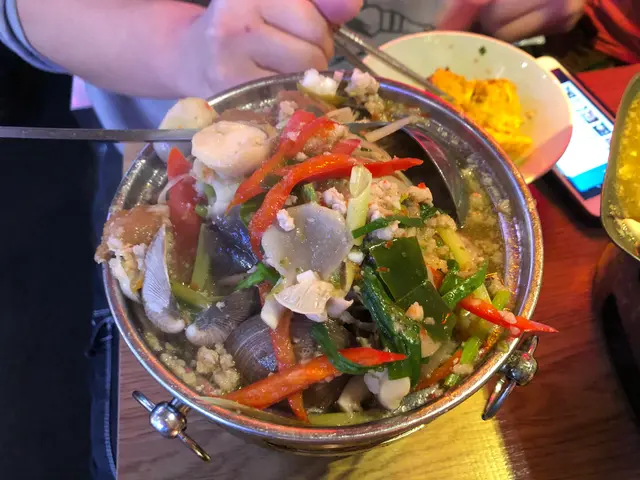 泰式明爐花甲鍋