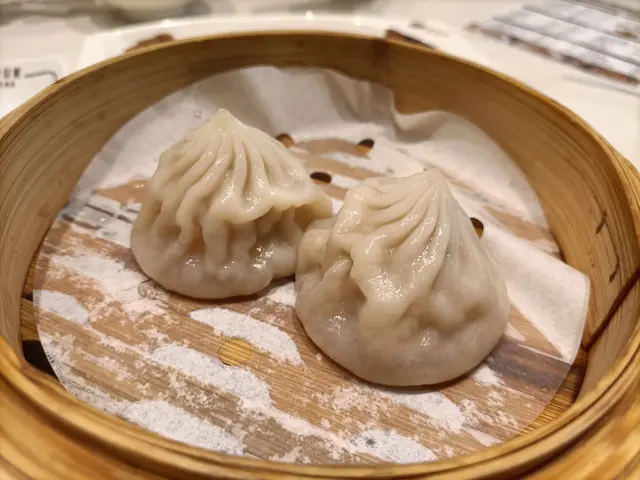 灌湯小籠包
