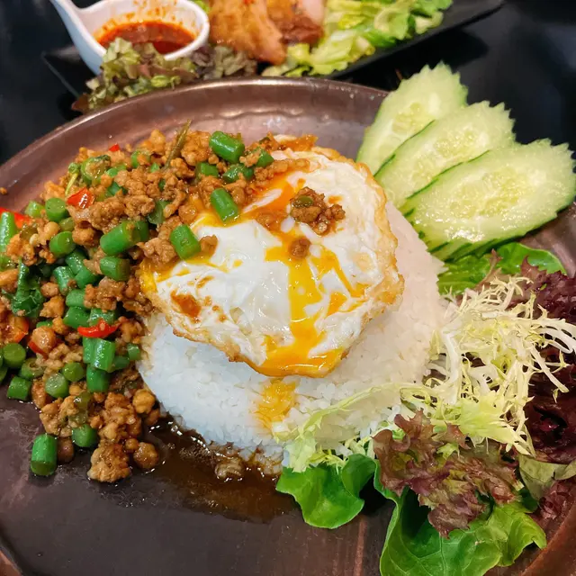 肉碎蛋飯味道濃重! 好辣好過癮!