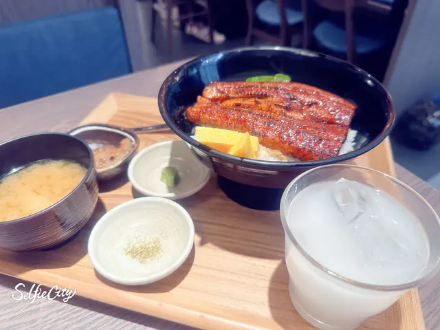 日式鰻魚飯