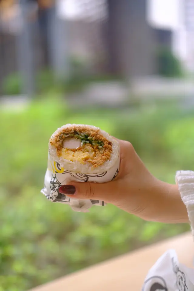 吉列豬扒粢蛋飯