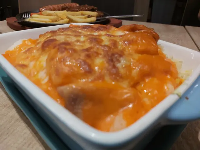 焗鹹蛋芝士雞扒飯