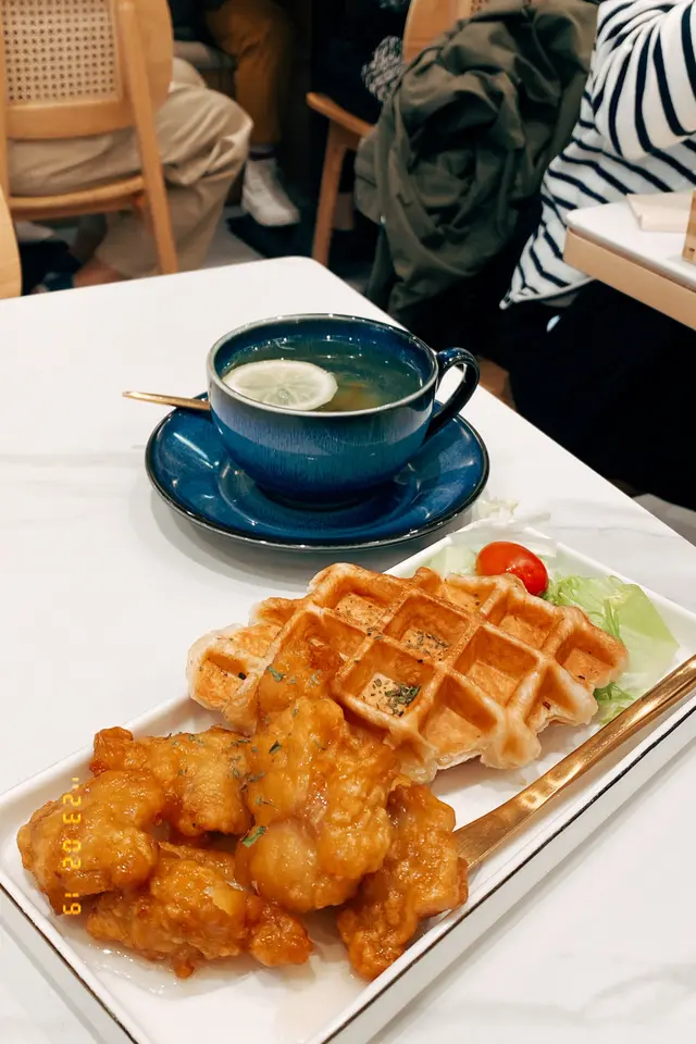 柚子炸雞甜甜哋，食落都脆身，但就係要快啲食，唔係凍就淋咗