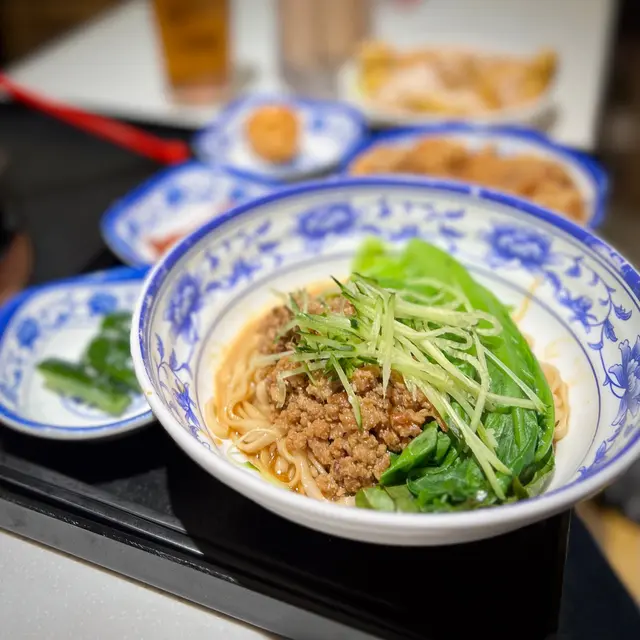 肉燥麻醬乾拌麵