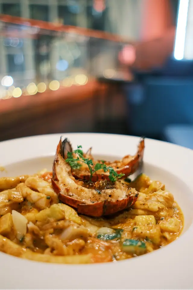 烤龍蝦•海鮮•龍蝦汁手捲意大利麵