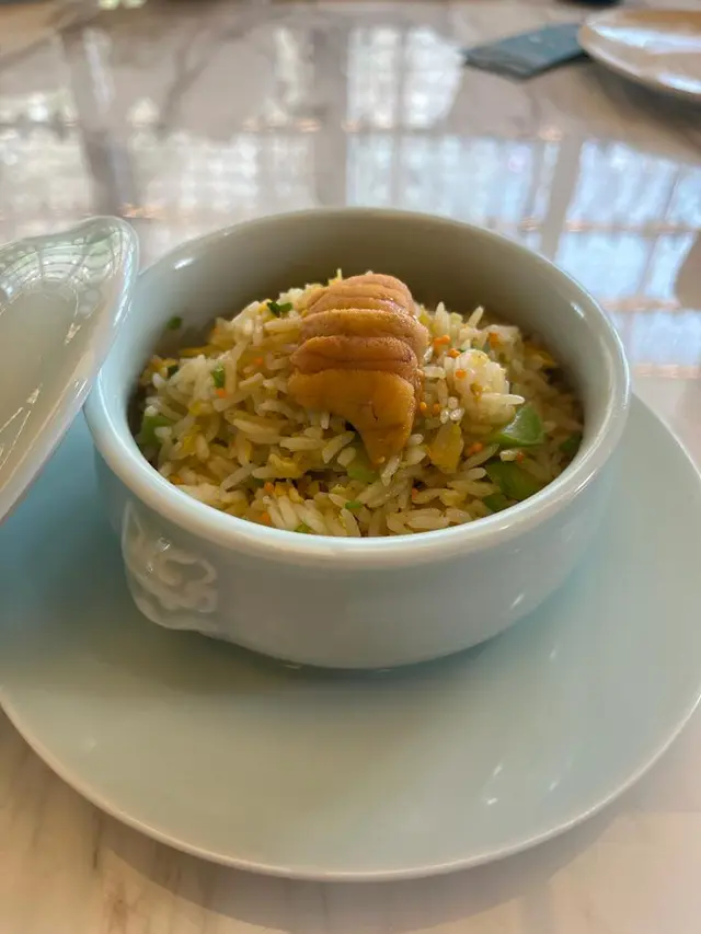 龍蝦膏海膽炒飯