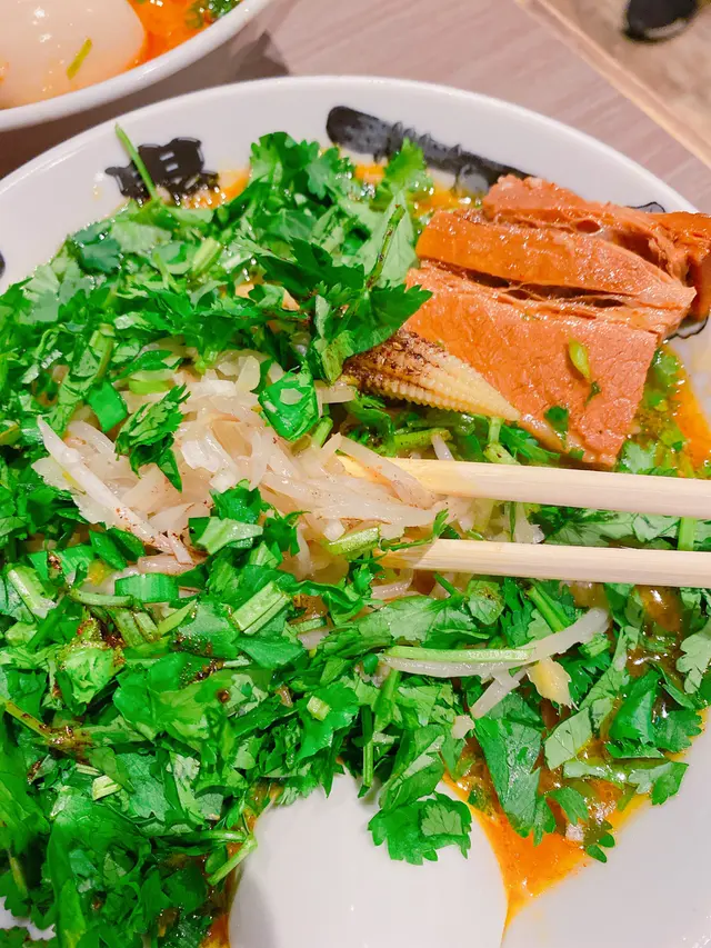 莞荽辣麻味噌拉麵