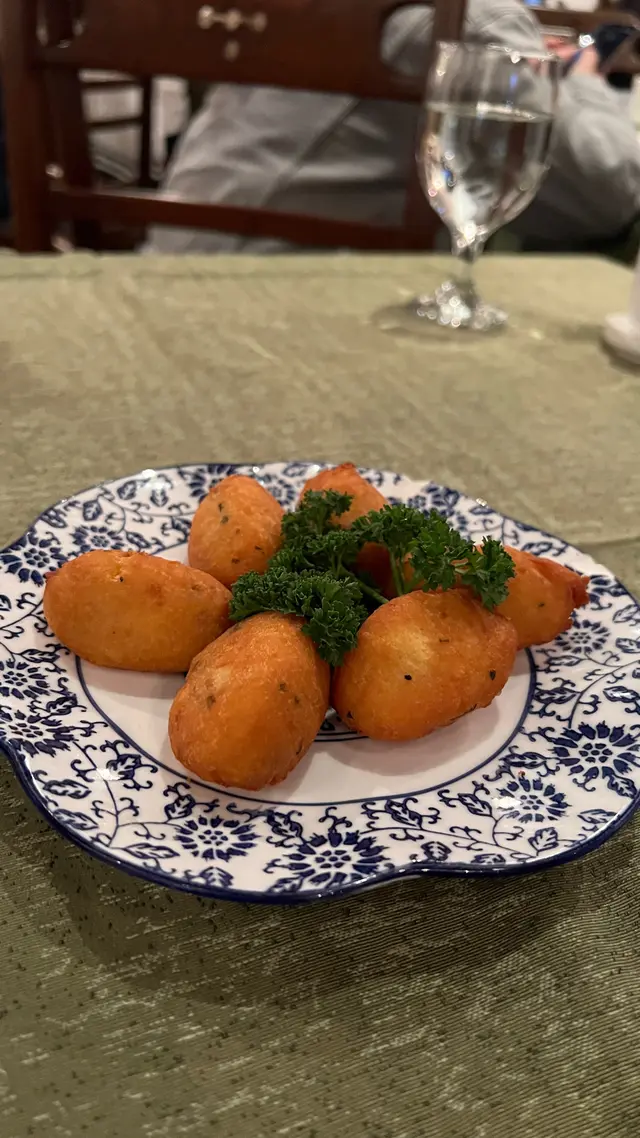 馬介休球