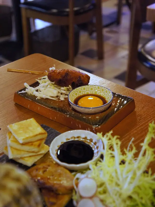 免治雞肉軟骨棒配日本蛋 ($48)