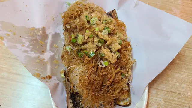 蒜蓉粉絲燒大蟶子皇