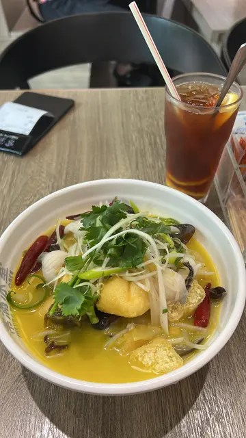 特色酸菜鱼片米线