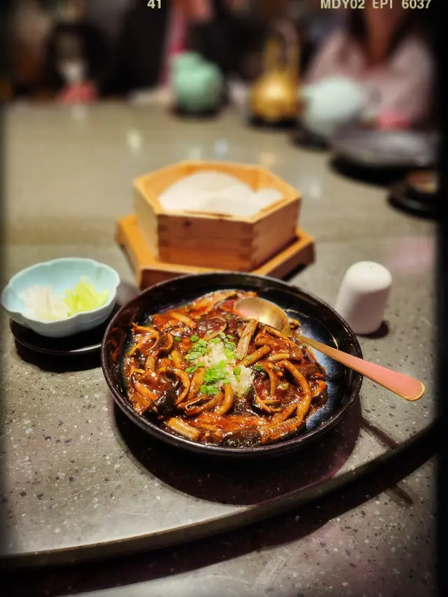 響油鱔絲包餅（$198）