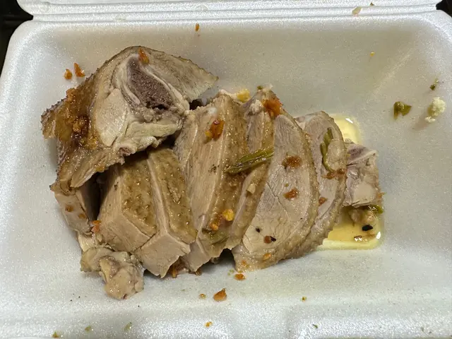 食咗幾件後才記得影相