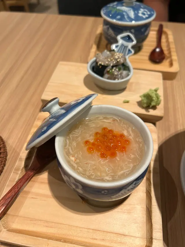 這個蒸蛋不得了, 很足料，很多蟹肉, 味道香濃, 而且很滑溜， 幸好點了3個, 因為女兒說這個超好味! 整個被女兒吃掉了~~ 