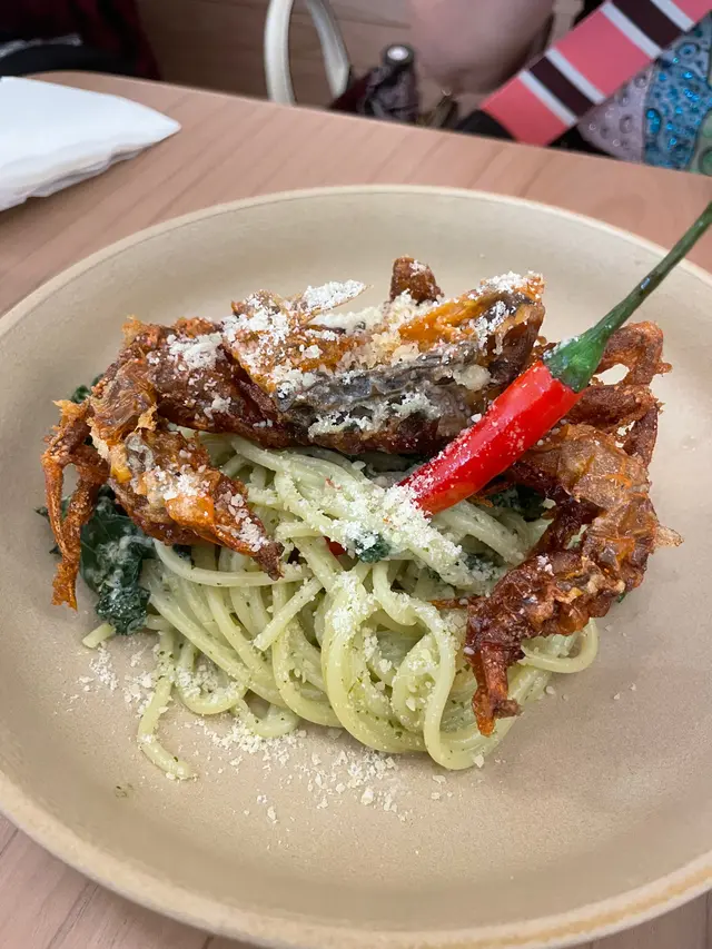 泰式香辣忌廉炸軟殼蟹意粉