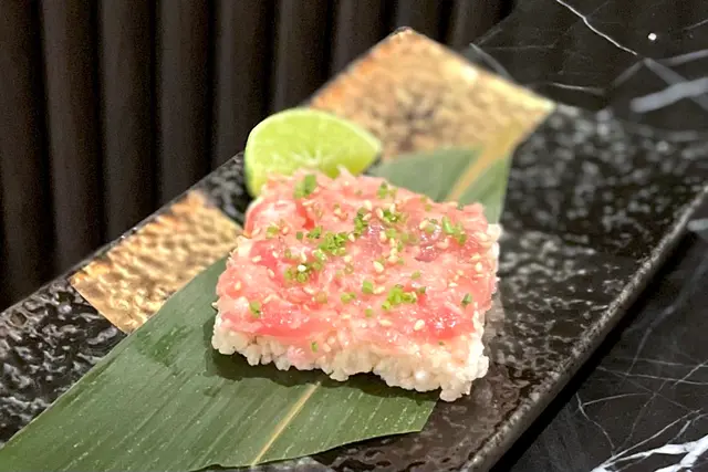 Crunchy Tuna Cracker