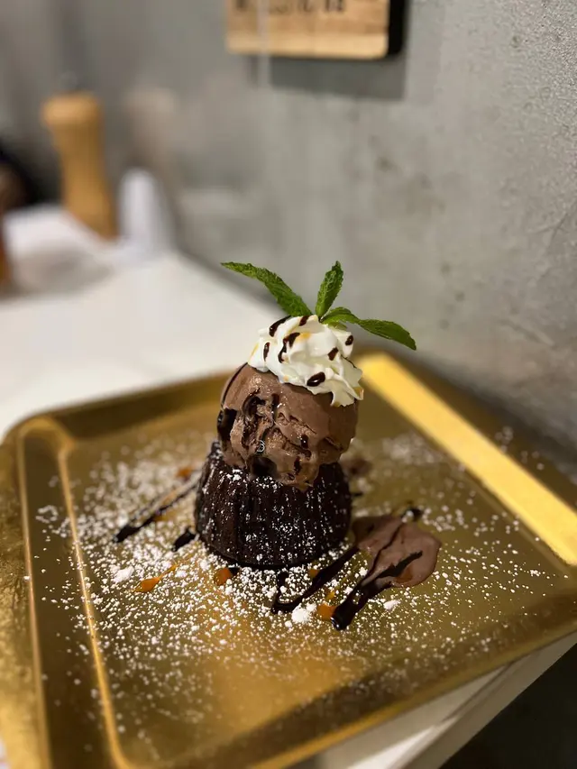 朱古力心太軟配雪糕