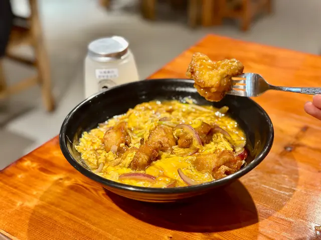 日式滑蛋炸雞意粉