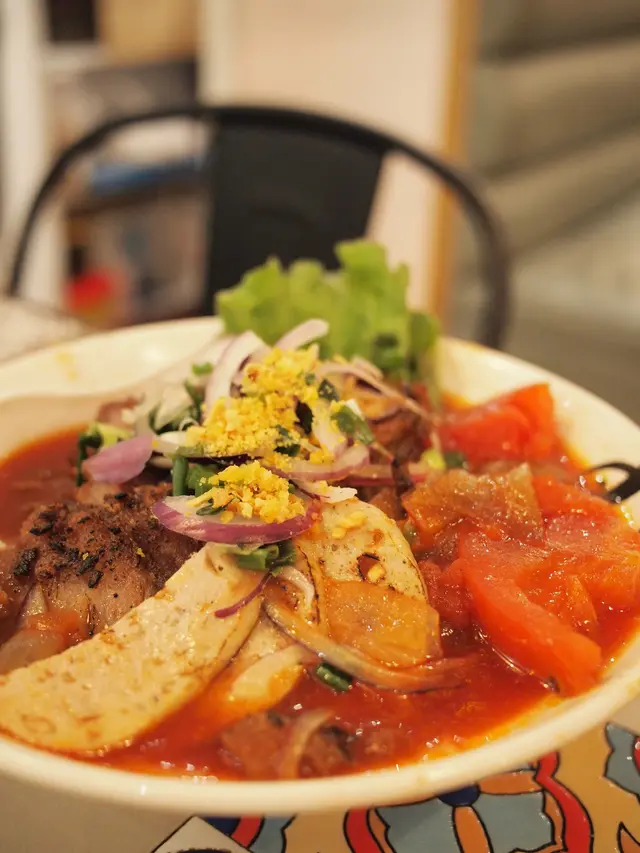 牛+豬紅蕃茄湯檬