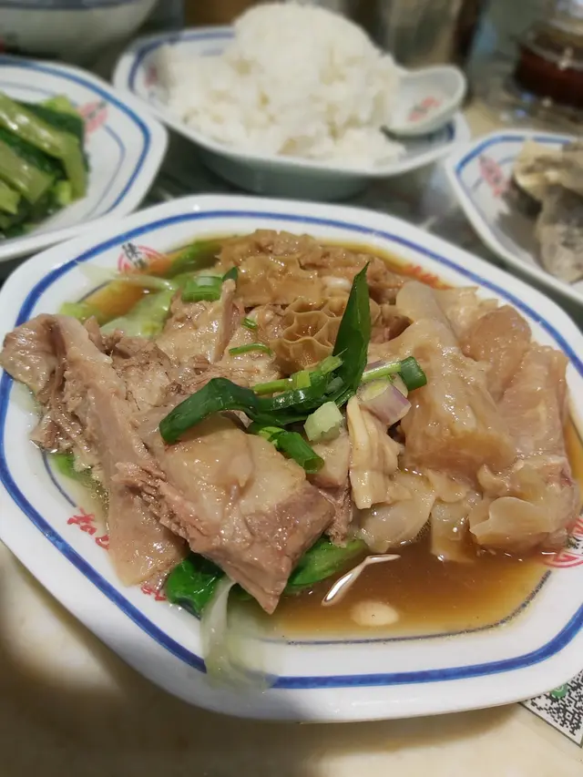牛三寶客飯