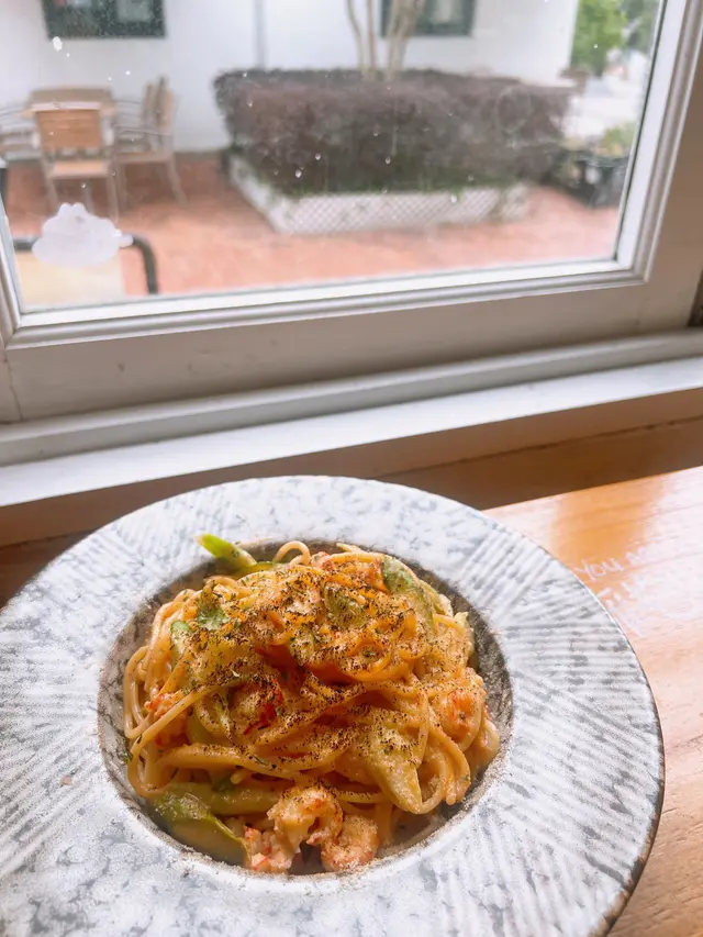 招牌龍蝦仔白汁意粉